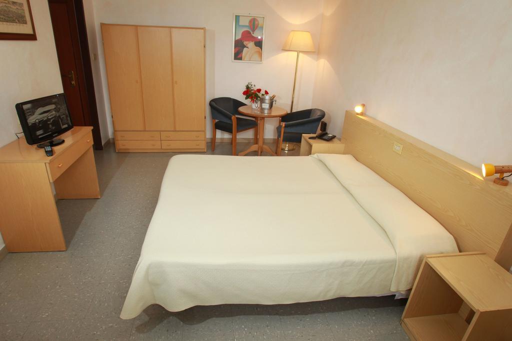 Hotel San Vitale Medicina  Bagian luar foto